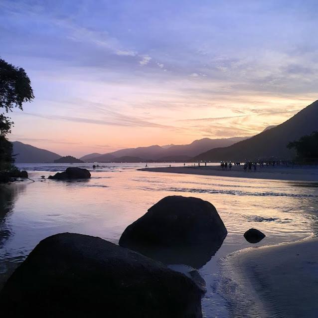 Chale Rustico E Charmoso Na Praia Para Casal! Apartamento Ubatuba Exterior foto